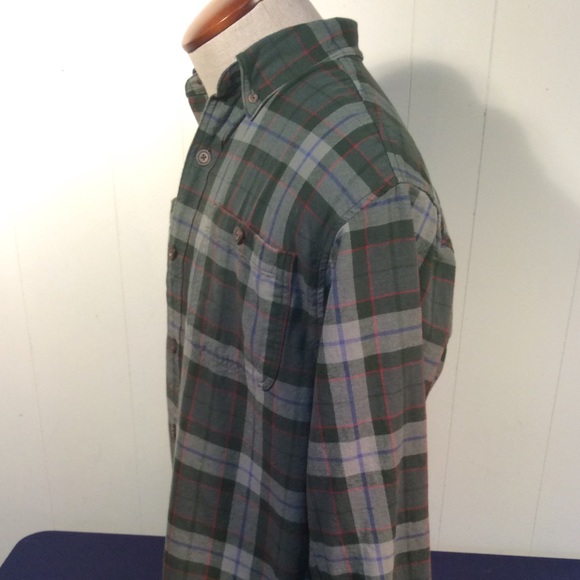 Duluth Trading Co Men’s flannel shirt size medium - Picture 4 of 7